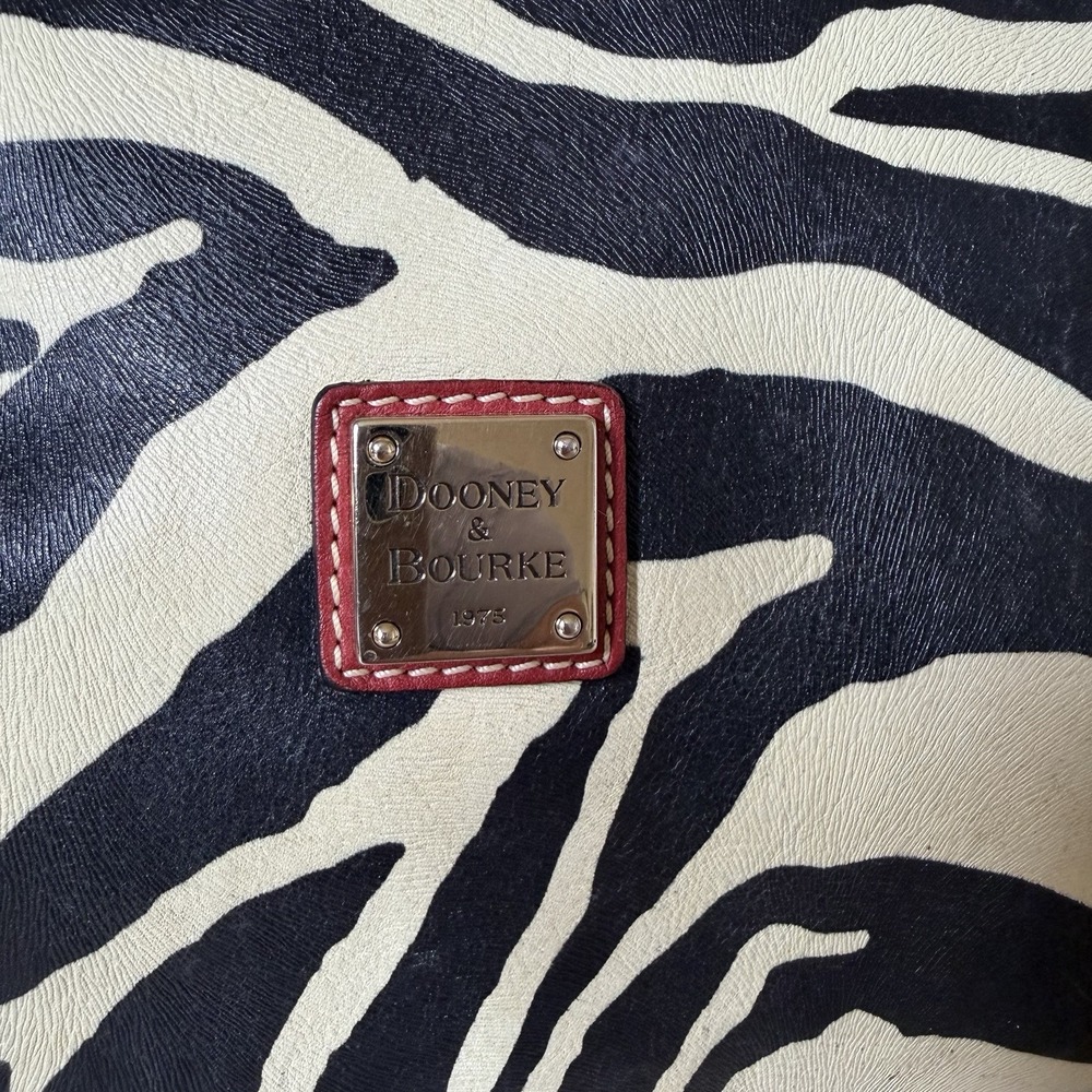 Dooney & Bourke VTG Y2K Zebra Print Leather Slouchy Hobo Bag (L) Purse Designer - Picture 13 of 13